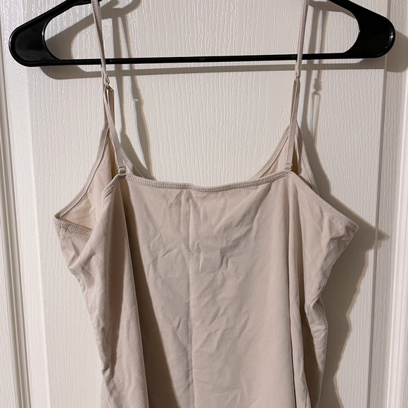 Beige cotton tank 😍 (5/20) - Picture 3 of 3